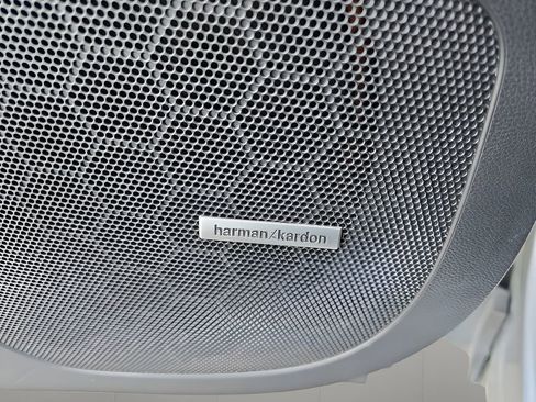 Used 2022 Subaru Ascent Touring image 18