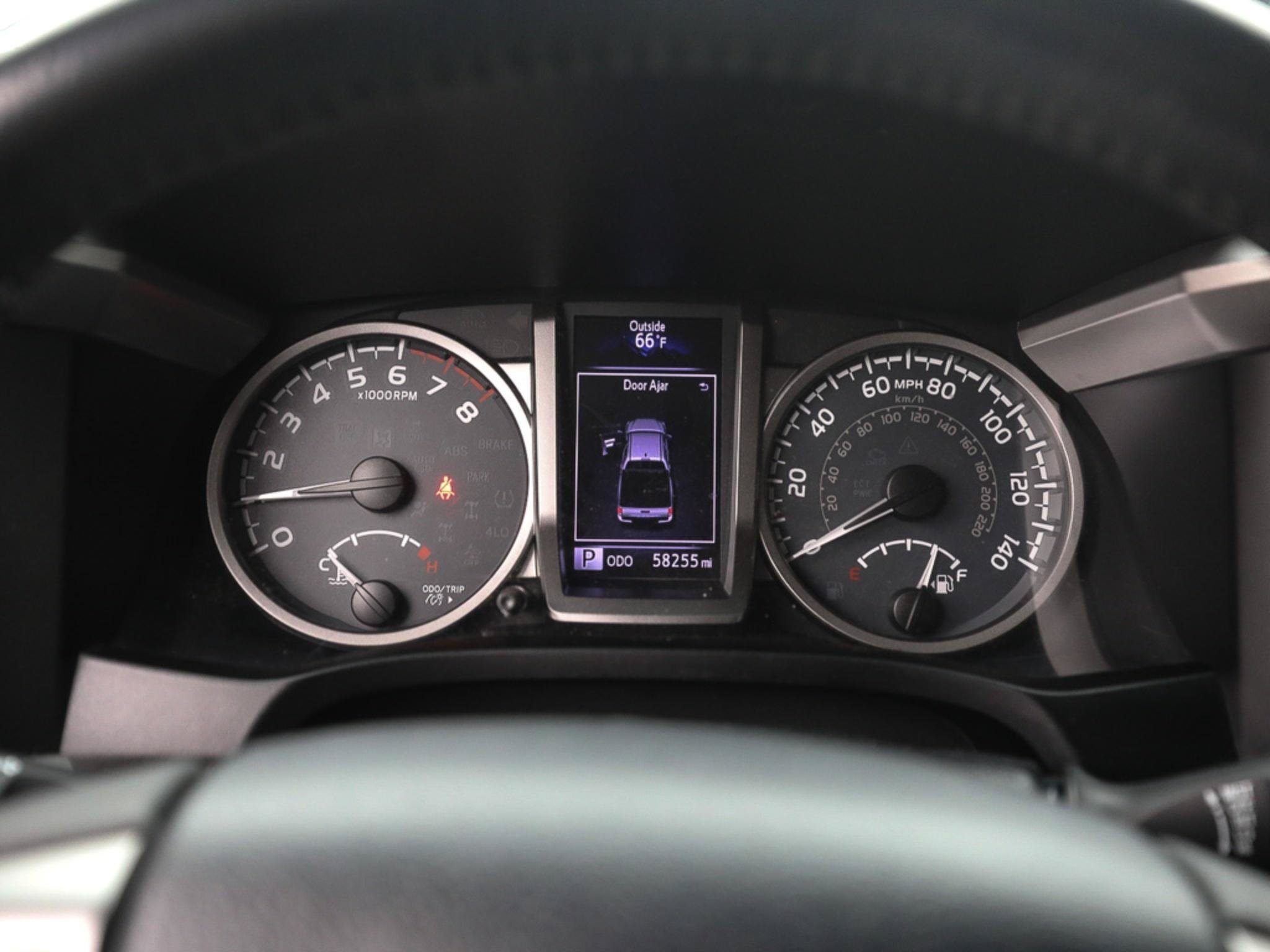 Used 2019 Toyota Tacoma SR5 AWD/4WD image 14