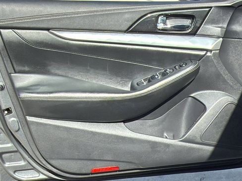 Used 2019 Nissan Maxima 3.5 SL w/ Floor Mat Group image 9