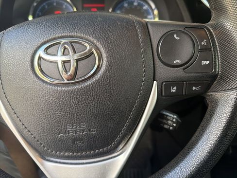 Used 2017 Toyota Corolla L FWD image 16