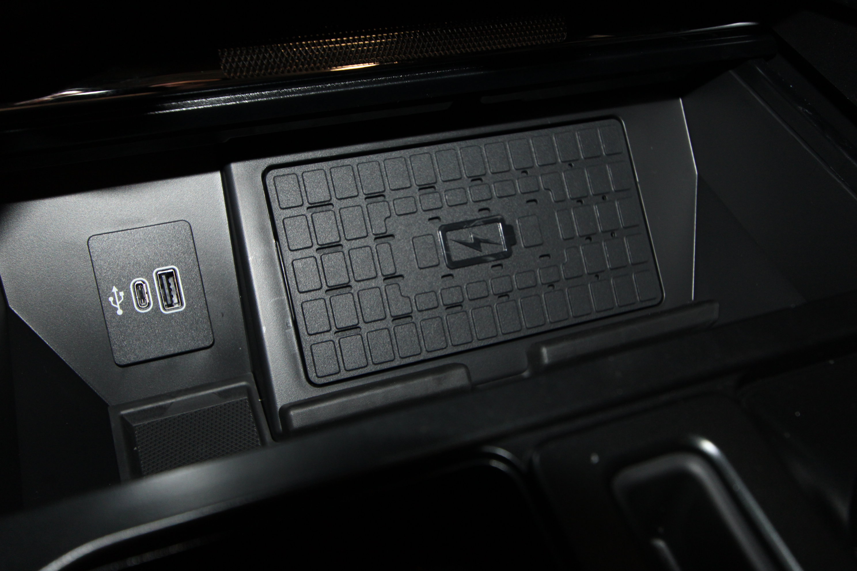 New 2026 Ford F150 Raptor AWD/4WD image 17
