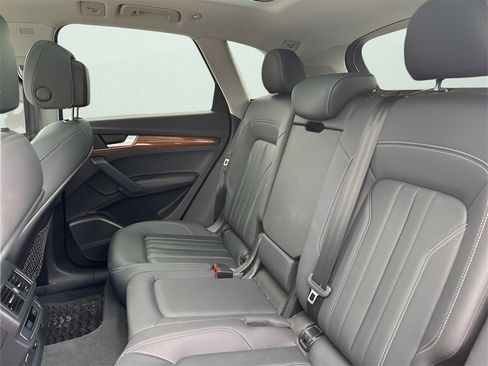 Used 2023 Audi Q5 2.0T Premium Plus w/ Premium Plus Package image 17