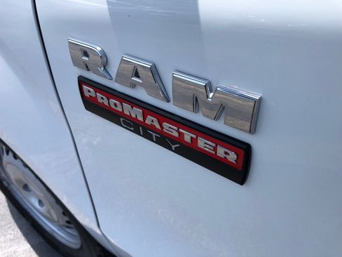 Used 2022 RAM ProMaster City Tradesman FWD image 15