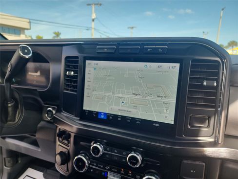 Used 2024 Ford F250 Lariat w/ Tremor Off-Road Package image 34