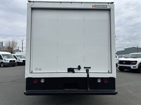 New 2024 Ford E-350 and Econoline 350 Super Duty w/ Power Windows & Locks Group image 6