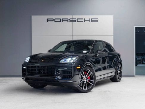 Certified 2026 Porsche Cayenne S AWD/4WD image 1
