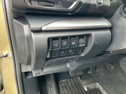 Used 2023 Subaru Forester Premium image 26