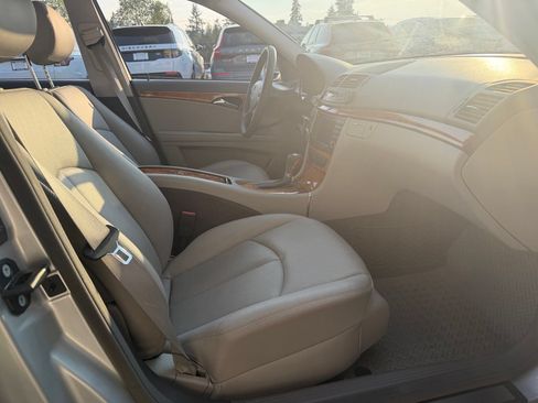 Used 2008 Mercedes-Benz E 320 BlueTEC Sedan image 23