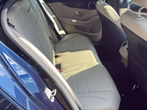 Used 2018 Mercedes-Benz C 300 4MATIC Sedan image 15