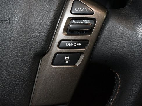 Used 2023 Nissan Titan Platinum Reserve w/ Moonroof Package AWD/4WD image 28