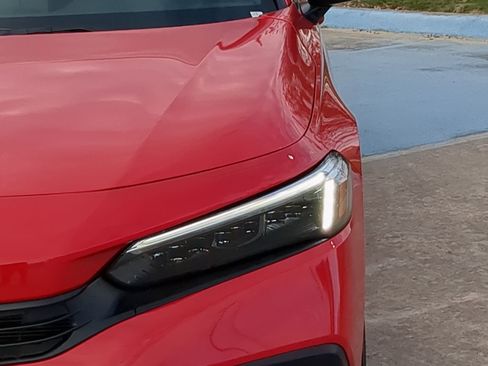 Used 2024 Honda Civic Sport image 10