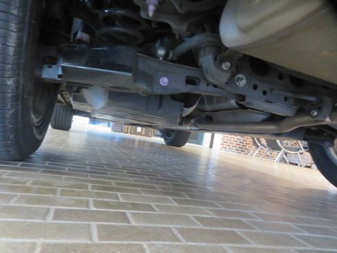 Used 2020 Toyota RAV4 XLE Premium image 69