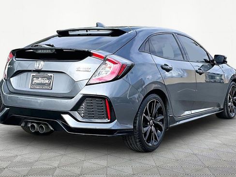 Used 2018 Honda Civic Sport Touring image 2