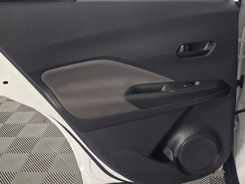 Used 2019 Nissan Kicks S w/ Exterior Package image 34