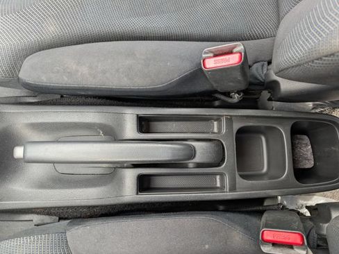 Used 2010 Honda Fit Sport image 25