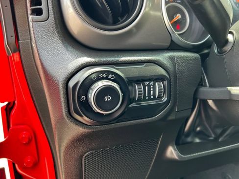 Used 2022 Jeep Wrangler Unlimited Sport AWD/4WD image 12
