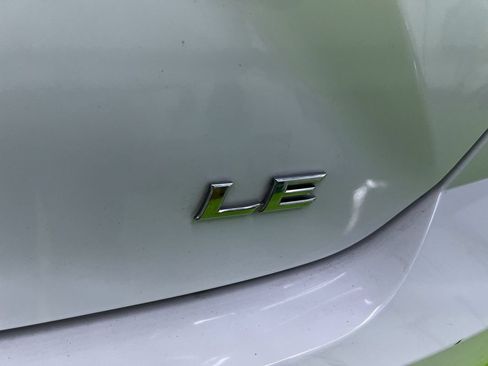 Used 2025 Toyota Camry LE FWD image 14
