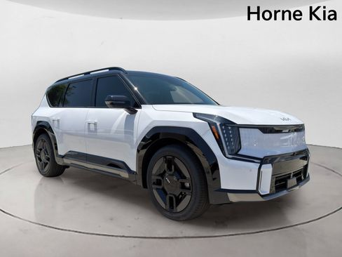 New 2026 Kia EV9 GT-Line AWD/4WD image 2