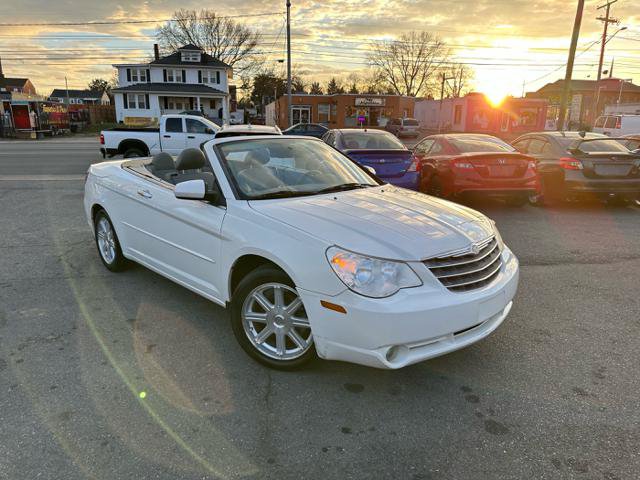 Used 2008 Chrysler Sebring Limited FWD image 3