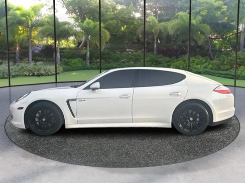 Used 2012 Porsche Panamera S RWD image 8