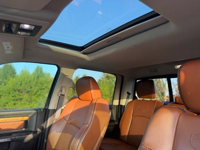 Used 2018 RAM 2500 Longhorn w/ Convenience Group AWD/4WD image 18