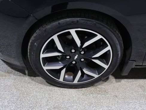 Used 2017 Chevrolet Impala Premier image 14