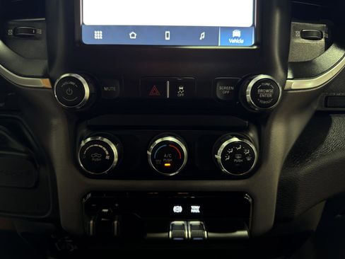 Used 2023 RAM 2500 Big Horn w/ Level 1 Equipment Group image 25