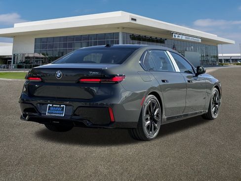 New 2026 BMW 740i w/ Executive Package image 10