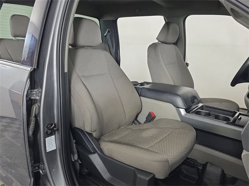 Used 2022 Ford F250 XLT w/ XLT Value Package image 22