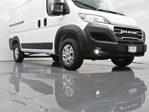 New 2025 RAM ProMaster 1500 w/ Quick Order Package 22G SLT image 33