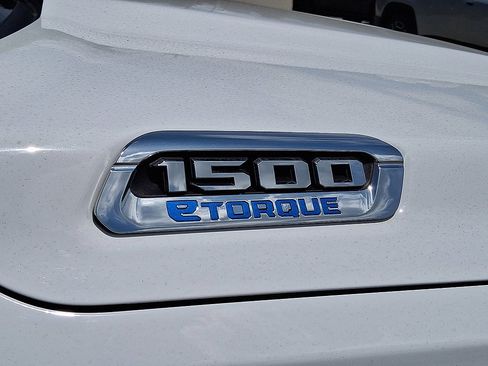 Certified 2025 RAM 1500 Big Horn AWD/4WD image 24