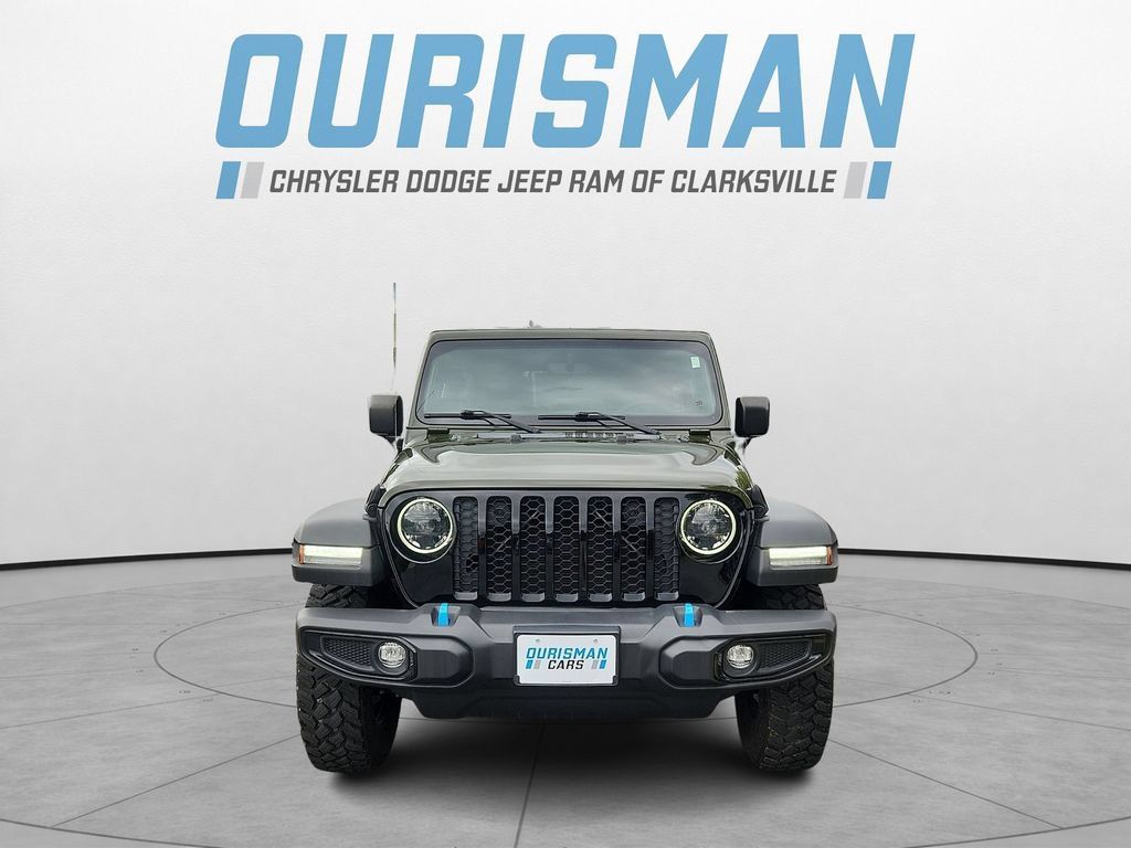 Used 2023 Jeep Wrangler Unlimited w/ Cold Weather Group AWD/4WD image 2