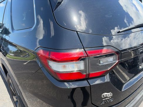 Used 2025 Honda Pilot Black Edition image 16