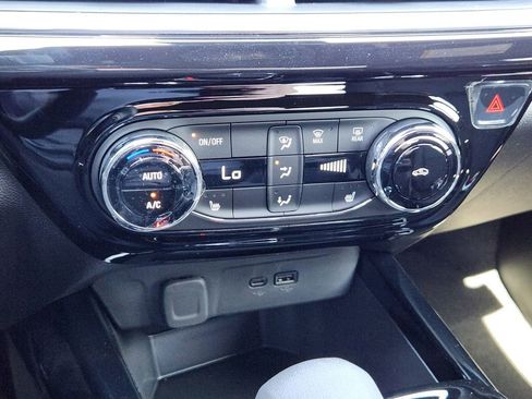 New 2026 Chevrolet Trax RS w/ Driver Confidence Package image 21