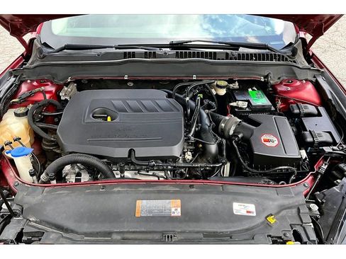 Used 2016 Ford Fusion SE w/ Equipment Group 202A FWD image 12