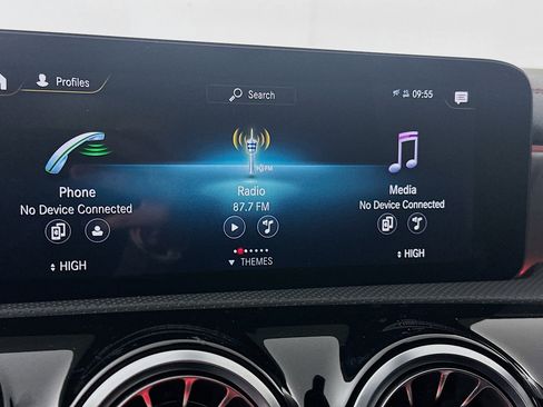 Used 2023 Mercedes-Benz CLA 250 CLA 250 image 21