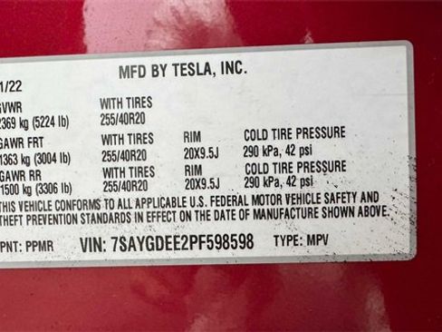 Used 2023 Tesla Model Y Long Range image 32