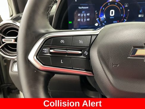 Used 2025 Chevrolet Equinox LT w/ Convenience Package II FWD image 24