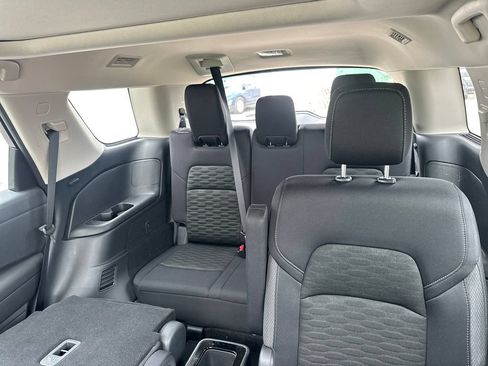 Used 2025 Nissan Pathfinder SV w/ SV Premium Package AWD/4WD image 46