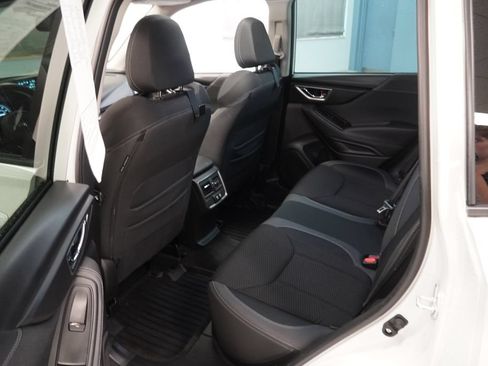 Used 2023 Subaru Forester Premium AWD/4WD image 21