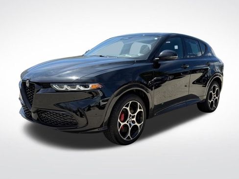 Used 2024 Alfa Romeo Tonale Veloce AWD/4WD image 8