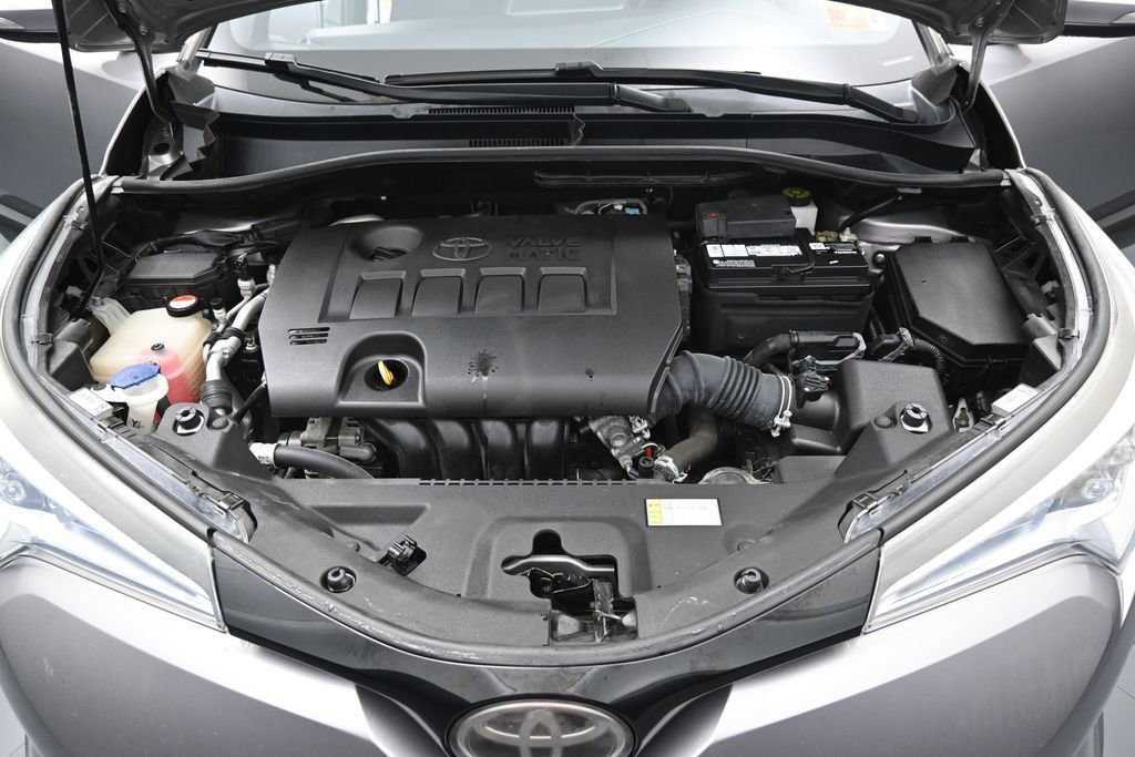 Certified 2018 Toyota C-HR XLE FWD image 34