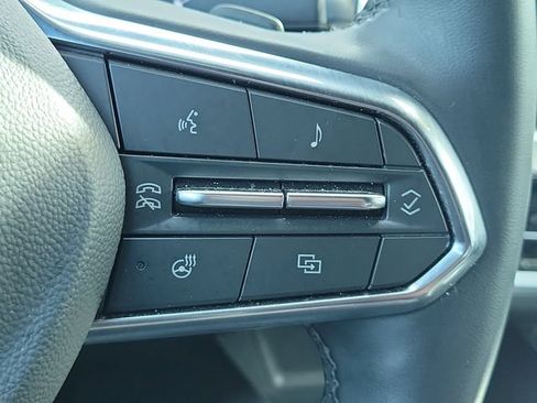 Used 2025 Chevrolet Equinox LT AWD/4WD image 24