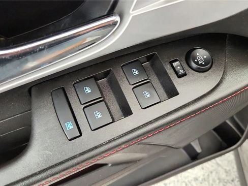Used 2015 Chevrolet Equinox LT FWD image 32