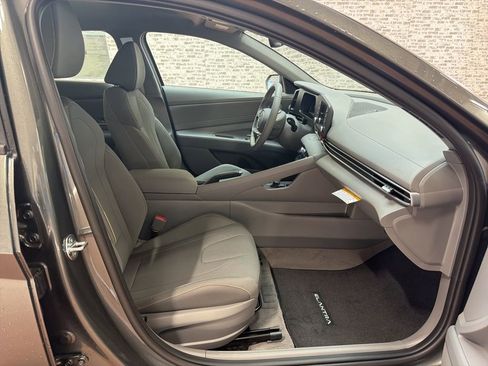 New 2026 Hyundai Elantra Sport image 11