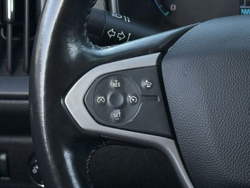 Used 2018 Chevrolet Colorado LT w/ Safety Package image 14