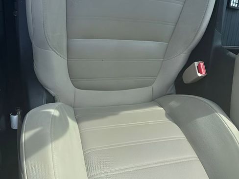 Used 2021 Honda CR-V EX image 9