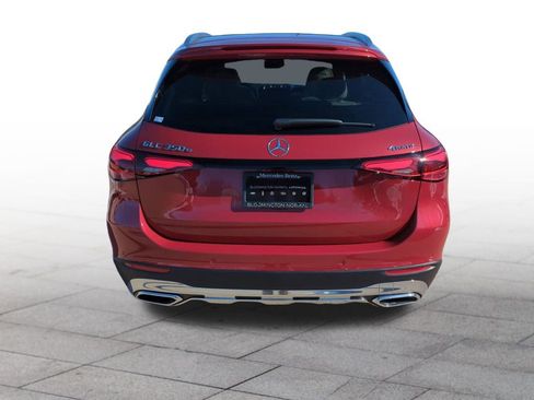 Used 2025 Mercedes-Benz GLC 350e 4MATIC image 6