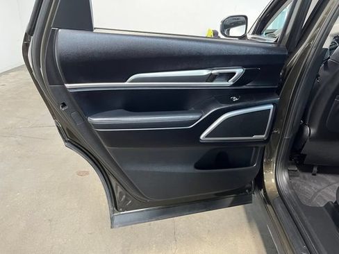 Used 2021 Kia Telluride S AWD/4WD image 19