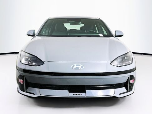 Used 2024 Hyundai Ioniq 6 SEL RWD image 2